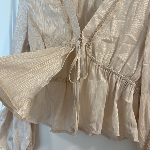 Top - Picture 3 of 7